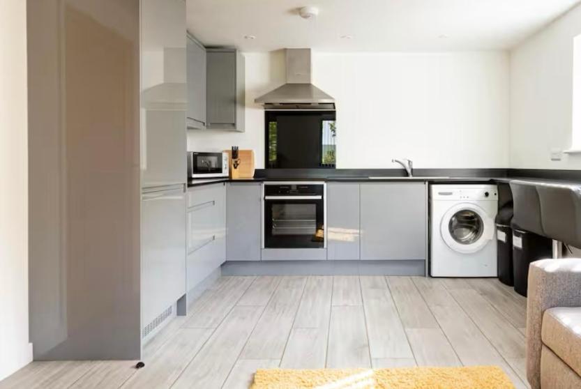 1 Bedroom Self Contained Separate Annexe In Exeter Ide エクステリア 写真